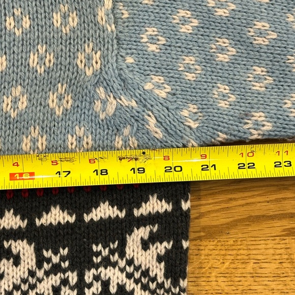 Eddie Bauer Vintage Red and Blue Cardigan 100% Lambswool Wool Womens Medium - Picture 7 of 7